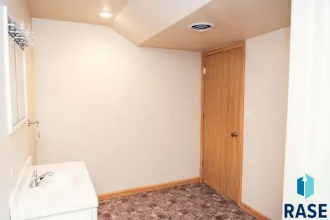 1543 Northridge Rd, Mitchell, SD 57301 photo 56