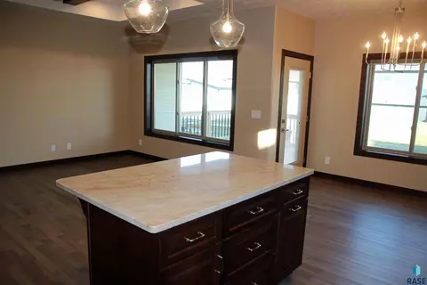 5308 E 64th St, Sioux Falls, SD 57108 photo 7