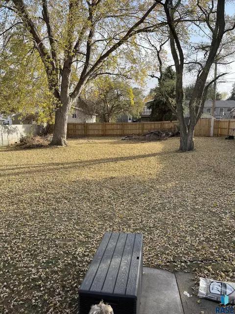 903 W Ash Ave, Mitchell, SD 57301 photo 6