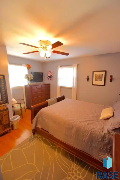 4312 S Glenview Rd, Sioux Falls, SD 57103 photo 8
