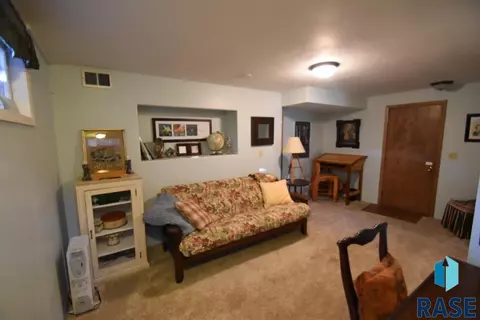 4312 S Glenview Rd, Sioux Falls, SD 57103 photo 14
