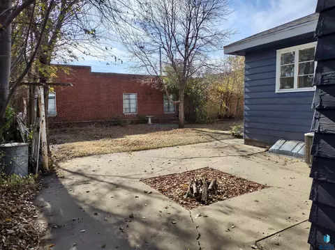 118 E 4th St, Miller, SD 57362 photo 25