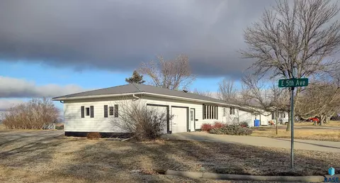 601 E 7th St, Miller, SD 57362 photo 39