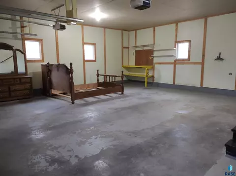 601 E 7th St, Miller, SD 57362 photo 31