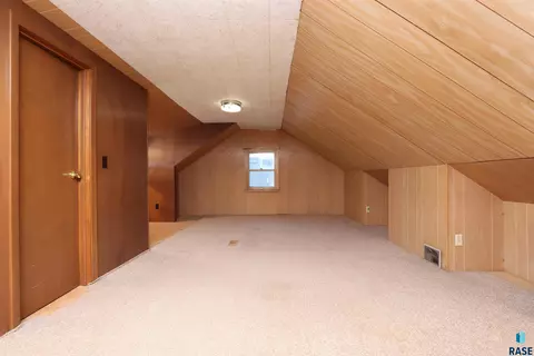 405 E 7th St, Dell Rapids, SD 57022 photo 14