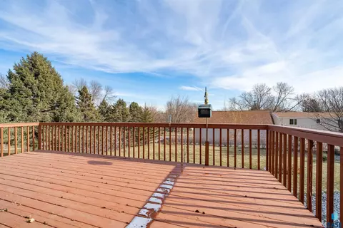 2013 Elizabeth Dr, Sioux Falls, SD 57103 photo 37