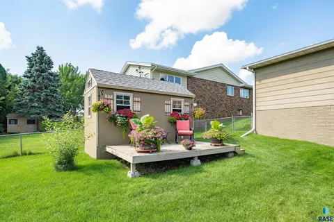 2013 Elizabeth Dr, Sioux Falls, SD 57103 photo 35