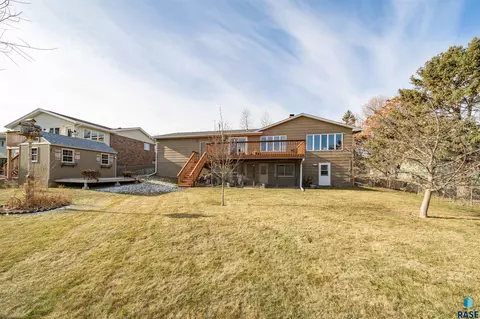 2013 Elizabeth Dr, Sioux Falls, SD 57103 photo 34