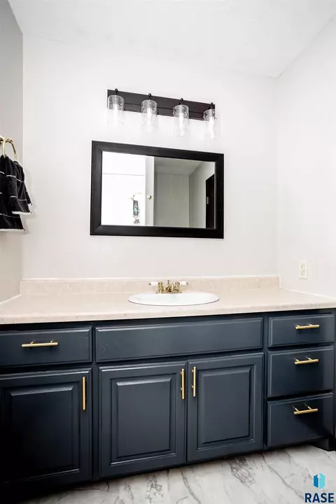 402 Deerview Ave, Tea, SD 57064 photo 16