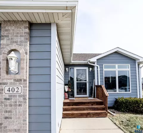 402 Deerview Ave, Tea, SD 57064 photo 2