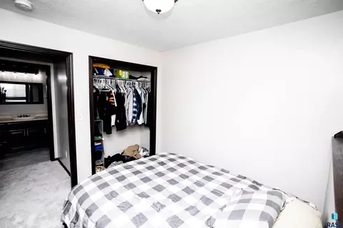 402 Deerview Ave, Tea, SD 57064 photo 28