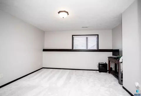 402 Deerview Ave, Tea, SD 57064 photo 25