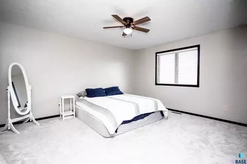 402 Deerview Ave, Tea, SD 57064 photo 14