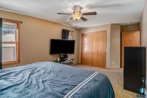 402 S Mable Ave, Sioux Falls, SD 57103 photo 10