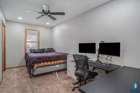 402 S Mable Ave, Sioux Falls, SD 57103 photo 11