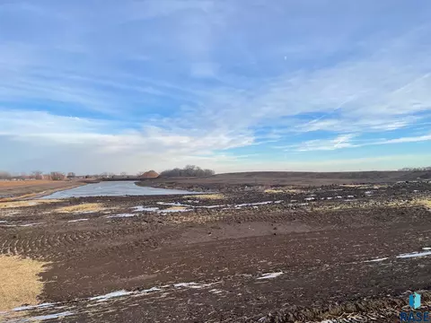 248 Sandpiper Ln, Wentworth, SD 57075
