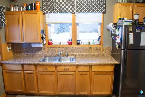 212 E 8th St, Jasper, MN 56144 photo 6