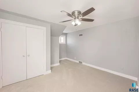 744 S 3rd Ave, Sioux Falls, SD 57104 photo 22