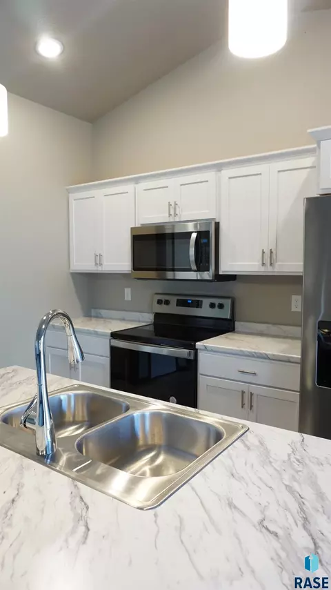 46 Chloe St, Baltic, SD 57003 photo 5
