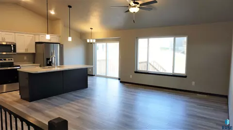 46 Chloe St, Baltic, SD 57003 photo 8