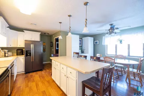 250 E Pine St, Canova, SD 57321 photo 7