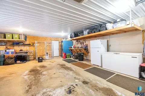 250 E Pine St, Canova, SD 57321 photo 6