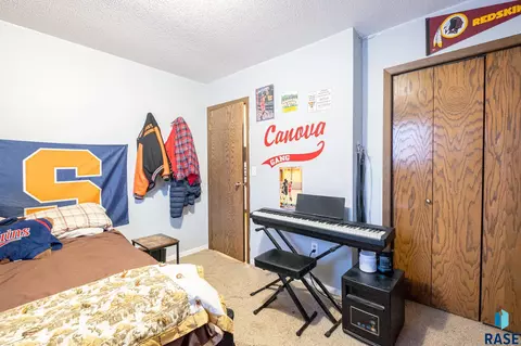 250 E Pine St, Canova, SD 57321 photo 20