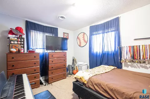 250 E Pine St, Canova, SD 57321 photo 22