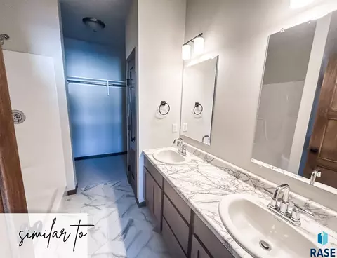 8133 E Tencate Pl, Sioux Falls, SD 57110 photo 8