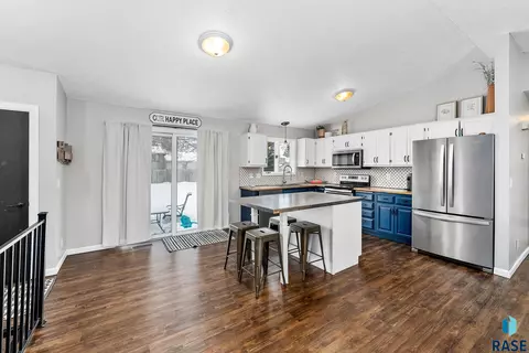 301 W Spruce St, Brandon, SD 57005 photo 18