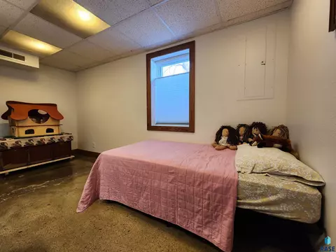 3100 S Summit Ave, Sioux Falls, SD 57105 photo 19