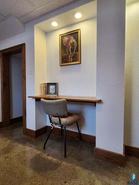 3100 S Summit Ave, Sioux Falls, SD 57105 photo 20