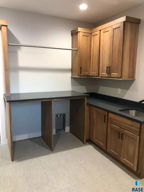 7308 E Misty Knoll Cir, Sioux Falls, SD 57110 photo 28