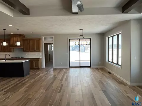 7308 E Misty Knoll Cir, Sioux Falls, SD 57110 photo 8