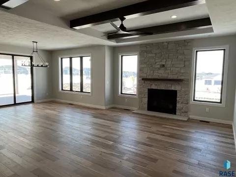 7308 E Misty Knoll Cir, Sioux Falls, SD 57110 photo 3