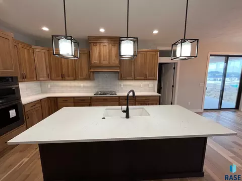 7308 E Misty Knoll Cir, Sioux Falls, SD 57110 photo 26