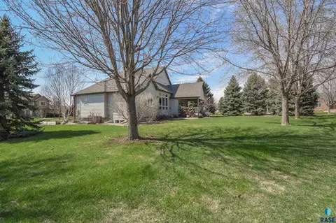 300 E Pinehurst Dr, Sioux Falls, SD 57108 photo 56