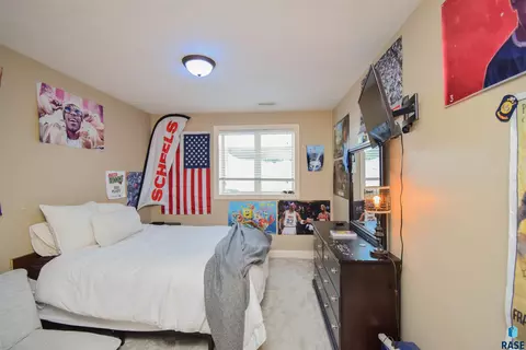 300 E Pinehurst Dr, Sioux Falls, SD 57108 photo 45