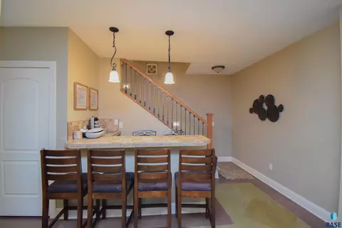 300 E Pinehurst Dr, Sioux Falls, SD 57108 photo 41