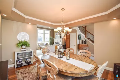 300 E Pinehurst Dr, Sioux Falls, SD 57108 photo 18