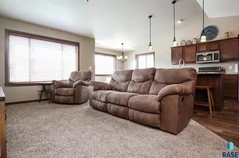 3505 E Brewster St, Sioux Falls, SD 57108 photo 7