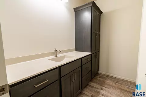 1405 S Lighthouse Pl, Sioux Falls, SD 57103 photo 33