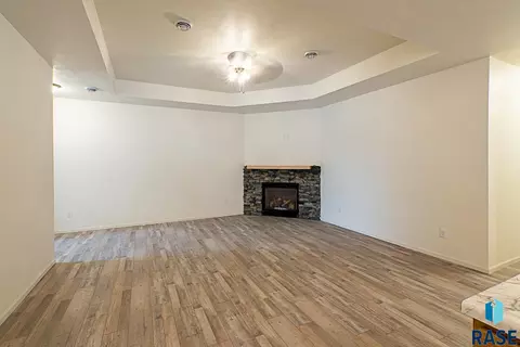 1405 S Lighthouse Pl, Sioux Falls, SD 57103 photo 15