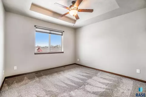 6615 W 5th St, Sioux Falls, SD 57107 photo 12