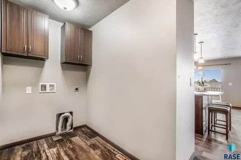 6615 W 5th St, Sioux Falls, SD 57107 photo 10