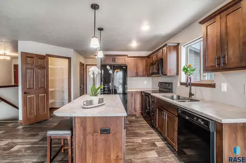 6615 W 5th St, Sioux Falls, SD 57107 photo 6