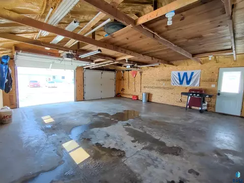 504 E 4th St, Miller, SD 57362 photo 60