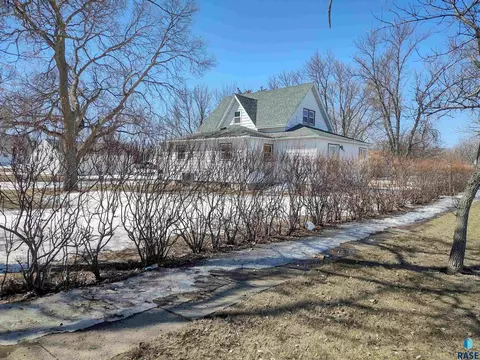 504 E 4th St, Miller, SD 57362 photo 51