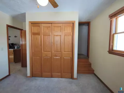 504 E 4th St, Miller, SD 57362 photo 19