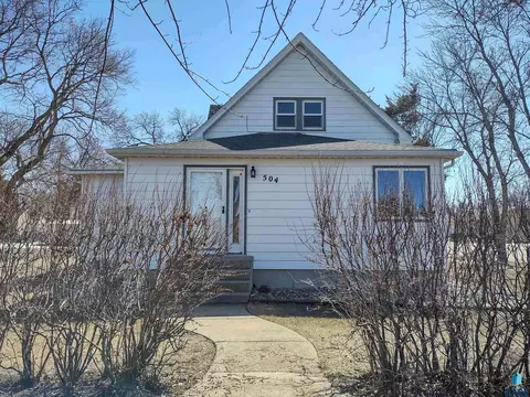 504 E 4th St, Miller, SD 57362 photo 49